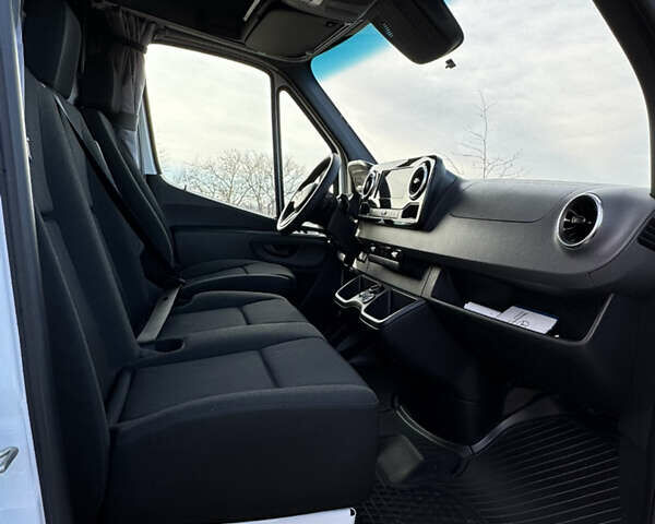 Белый Мерседес Sprinter, объемом двигателя 2.99 л и пробегом 127 тыс. км за 60500 $, фото 31 на Automoto.ua
