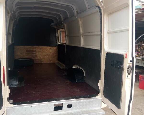 Белый Мерседес Sprinter, объемом двигателя 2.9 л и пробегом 500 тыс. км за 6500 $, фото 22 на Automoto.ua