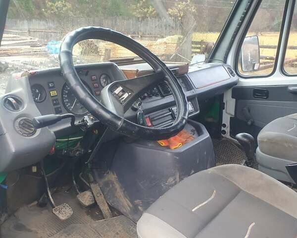 Білий Мерседес Sprinter, об'ємом двигуна 2.3 л та пробігом 999 тис. км за 2500 $, фото 10 на Automoto.ua