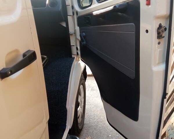 Белый Мерседес Sprinter, объемом двигателя 2.9 л и пробегом 500 тыс. км за 6500 $, фото 42 на Automoto.ua