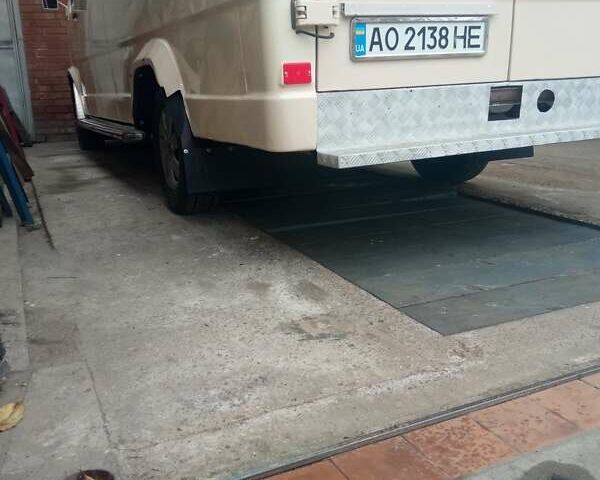 Белый Мерседес Sprinter, объемом двигателя 2.9 л и пробегом 500 тыс. км за 6500 $, фото 24 на Automoto.ua