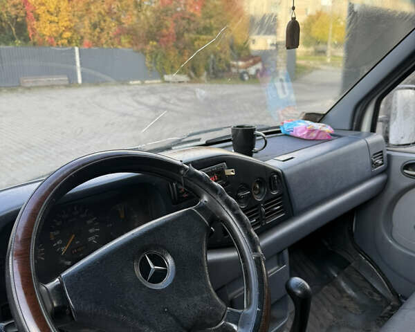 Белый Мерседес Sprinter, объемом двигателя 2.3 л и пробегом 9 тыс. км за 4199 $, фото 13 на Automoto.ua