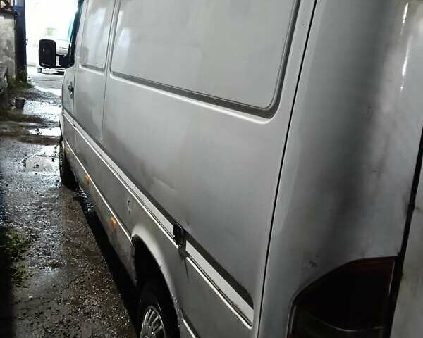 Белый Мерседес Sprinter, объемом двигателя 2.3 л и пробегом 7 тыс. км за 5250 $, фото 6 на Automoto.ua