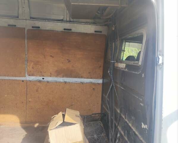 Білий Мерседес Sprinter, об'ємом двигуна 2.3 л та пробігом 170 тис. км за 3900 $, фото 8 на Automoto.ua