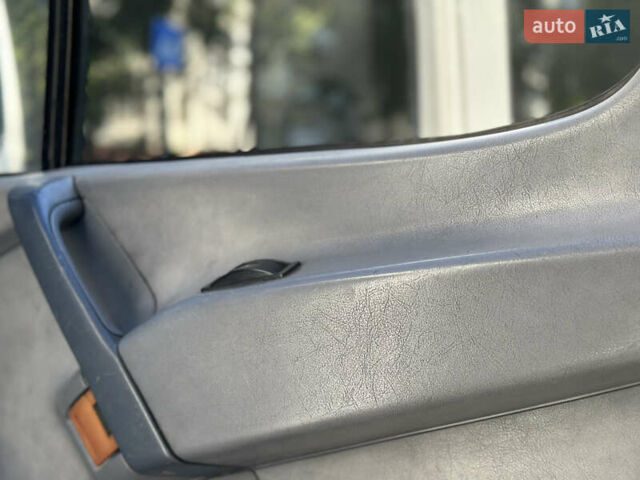 Белый Мерседес Sprinter, объемом двигателя 2.87 л и пробегом 350 тыс. км за 6000 $, фото 18 на Automoto.ua