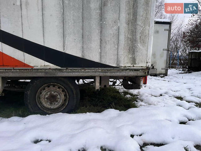 Белый Мерседес Sprinter, объемом двигателя 2.3 л и пробегом 360 тыс. км за 5400 $, фото 4 на Automoto.ua