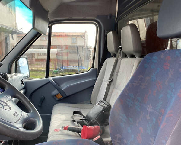 Білий Мерседес Sprinter, об'ємом двигуна 0 л та пробігом 440 тис. км за 4700 $, фото 9 на Automoto.ua