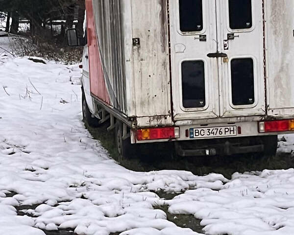 Белый Мерседес Sprinter, объемом двигателя 2.3 л и пробегом 360 тыс. км за 5400 $, фото 11 на Automoto.ua