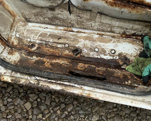 Белый Мерседес Sprinter, объемом двигателя 2.9 л и пробегом 497 тыс. км за 3300 $, фото 7 на Automoto.ua