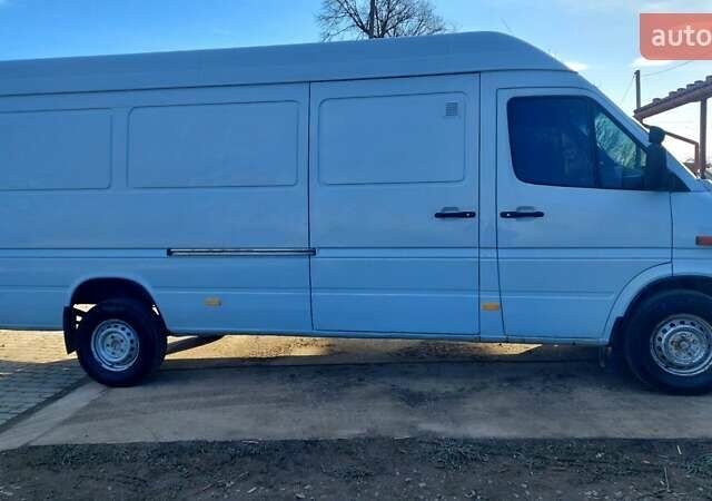 Белый Мерседес Sprinter, объемом двигателя 2.9 л и пробегом 590 тыс. км за 7700 $, фото 5 на Automoto.ua