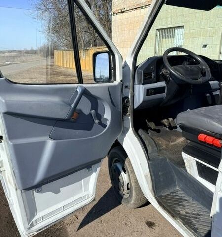 Белый Мерседес Sprinter, объемом двигателя 2.87 л и пробегом 506 тыс. км за 8500 $, фото 7 на Automoto.ua