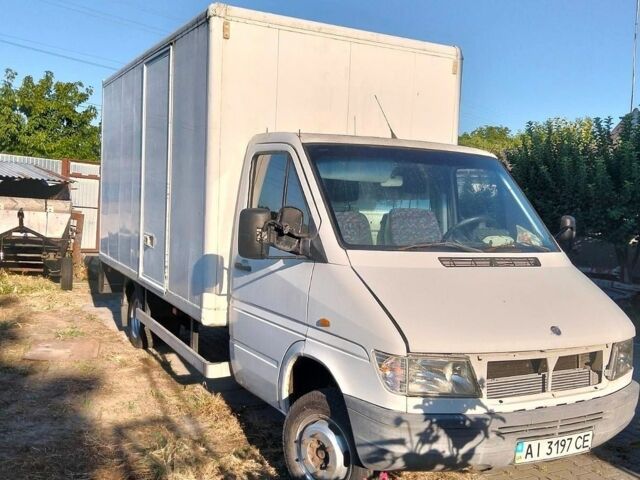 Белый Мерседес Sprinter, объемом двигателя 2.9 л и пробегом 300 тыс. км за 7100 $, фото 4 на Automoto.ua
