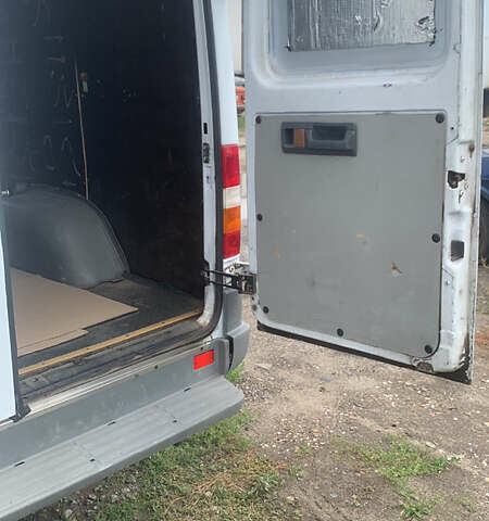 Белый Мерседес Sprinter, объемом двигателя 2.3 л и пробегом 750 тыс. км за 4800 $, фото 1 на Automoto.ua