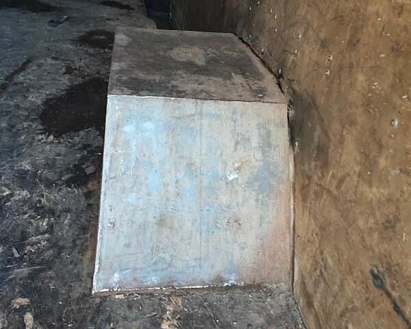 Белый Мерседес Sprinter, объемом двигателя 2.9 л и пробегом 550 тыс. км за 6200 $, фото 4 на Automoto.ua