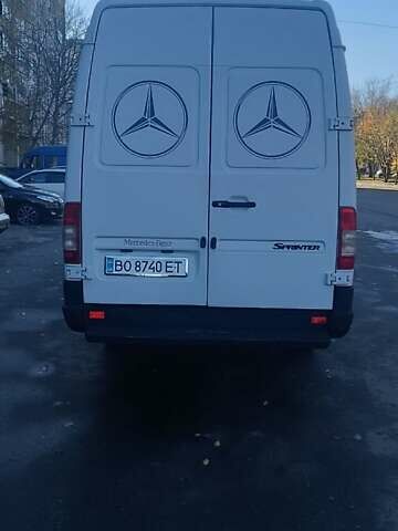 Белый Мерседес Sprinter, объемом двигателя 2.9 л и пробегом 400 тыс. км за 11000 $, фото 5 на Automoto.ua
