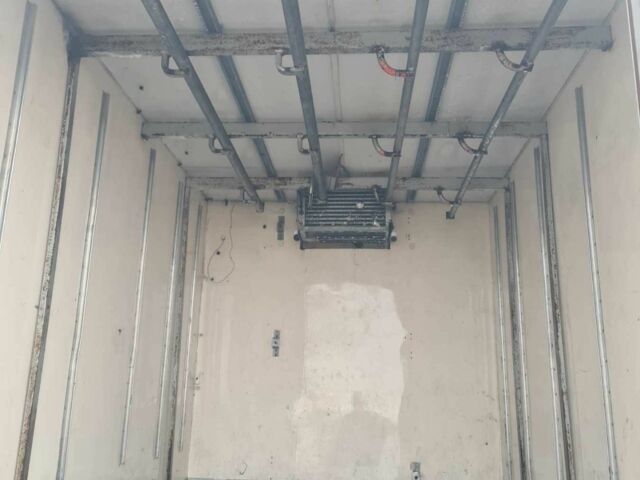 Білий Мерседес Sprinter, об'ємом двигуна 2.3 л та пробігом 614 тис. км за 4300 $, фото 6 на Automoto.ua