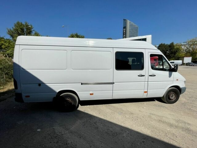 Білий Мерседес Sprinter, об'ємом двигуна 2.9 л та пробігом 750 тис. км за 7500 $, фото 2 на Automoto.ua