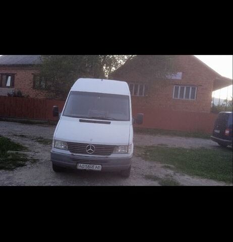 Белый Мерседес Sprinter, объемом двигателя 2.9 л и пробегом 3 тыс. км за 40000 $, фото 2 на Automoto.ua