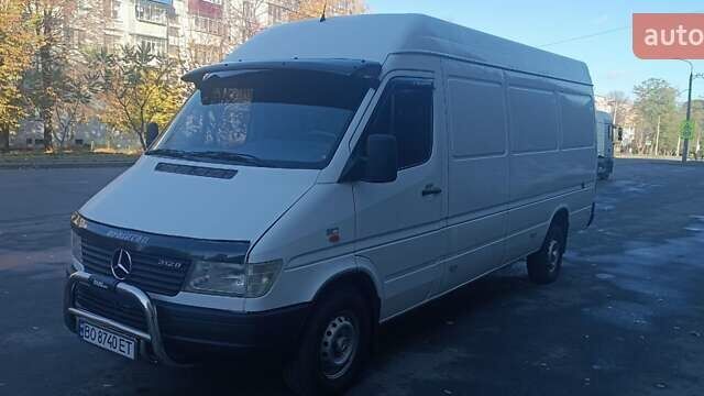Белый Мерседес Sprinter, объемом двигателя 2.9 л и пробегом 400 тыс. км за 11000 $, фото 7 на Automoto.ua