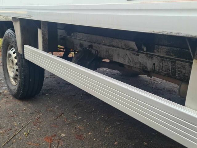 Білий Мерседес Sprinter, об'ємом двигуна 2.3 л та пробігом 614 тис. км за 4300 $, фото 3 на Automoto.ua