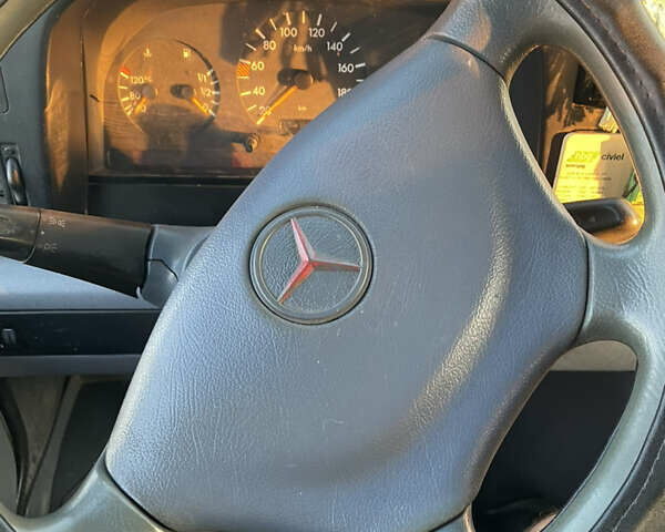Білий Мерседес Sprinter, об'ємом двигуна 2.9 л та пробігом 360 тис. км за 4600 $, фото 34 на Automoto.ua