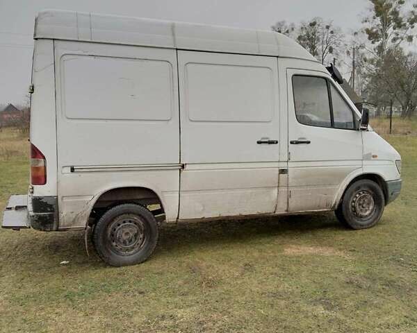 Білий Мерседес Sprinter, об'ємом двигуна 2.87 л та пробігом 620 тис. км за 4500 $, фото 4 на Automoto.ua