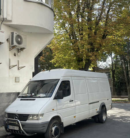 Білий Мерседес Sprinter, об'ємом двигуна 2.9 л та пробігом 500 тис. км за 13500 $, фото 1 на Automoto.ua