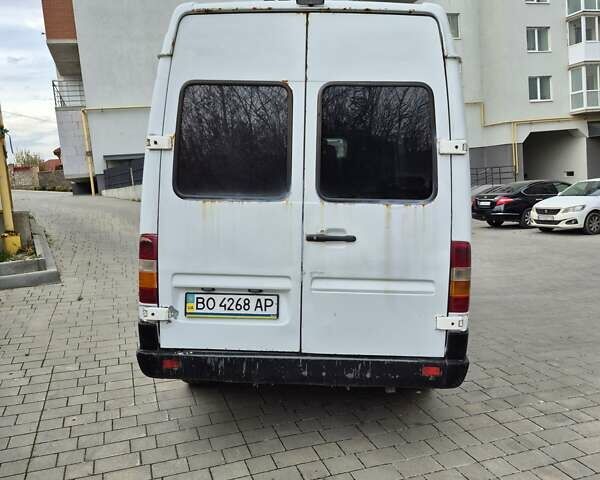 Білий Мерседес Sprinter, об'ємом двигуна 2.9 л та пробігом 600 тис. км за 5000 $, фото 4 на Automoto.ua