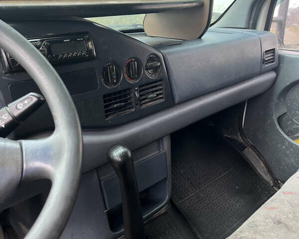 Белый Мерседес Sprinter, объемом двигателя 2.9 л и пробегом 642 тыс. км за 9500 $, фото 6 на Automoto.ua