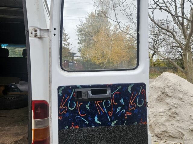 Білий Мерседес Sprinter, об'ємом двигуна 2.9 л та пробігом 550 тис. км за 6500 $, фото 6 на Automoto.ua