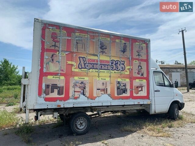 Белый Мерседес Sprinter, объемом двигателя 2.9 л и пробегом 380 тыс. км за 10000 $, фото 9 на Automoto.ua
