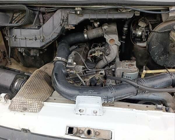 Білий Мерседес Sprinter, об'ємом двигуна 2.87 л та пробігом 351 тис. км за 7800 $, фото 13 на Automoto.ua