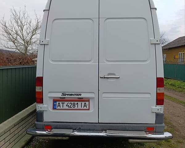 Білий Мерседес Sprinter, об'ємом двигуна 2.87 л та пробігом 351 тис. км за 7800 $, фото 3 на Automoto.ua