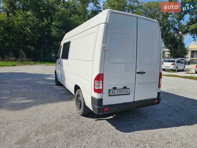 Белый Мерседес Sprinter, объемом двигателя 2.87 л и пробегом 647 тыс. км за 8700 $, фото 3 на Automoto.ua