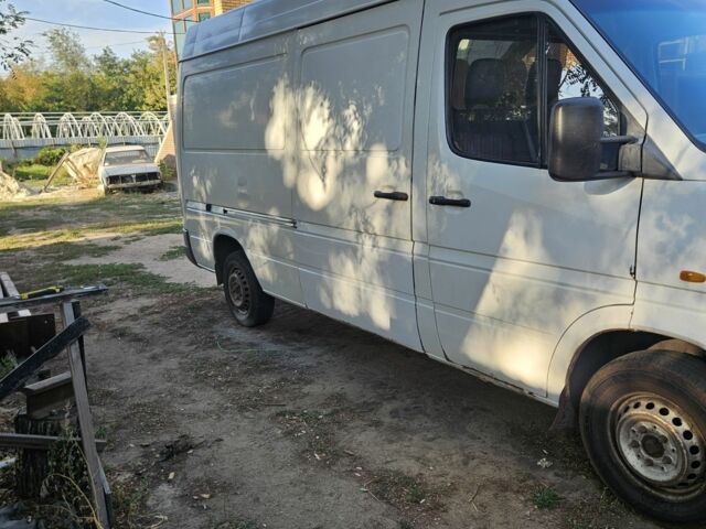 Білий Мерседес Sprinter, об'ємом двигуна 2.9 л та пробігом 550 тис. км за 6500 $, фото 1 на Automoto.ua
