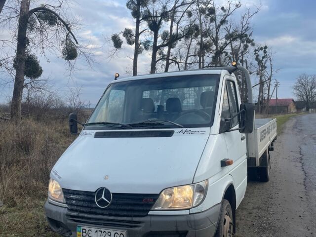 Белый Мерседес Sprinter, объемом двигателя 2.1 л и пробегом 613 тыс. км за 9900 $, фото 1 на Automoto.ua