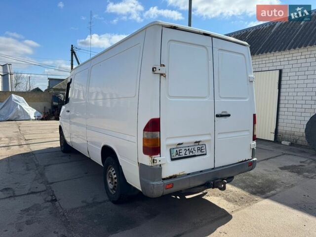 Білий Мерседес Sprinter, об'ємом двигуна 2.1 л та пробігом 840 тис. км за 5500 $, фото 7 на Automoto.ua