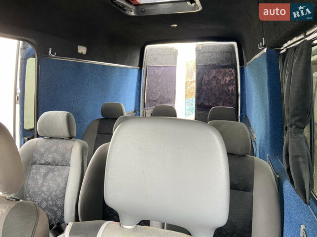 Белый Мерседес Sprinter, объемом двигателя 2.1 л и пробегом 787 тыс. км за 8850 $, фото 9 на Automoto.ua