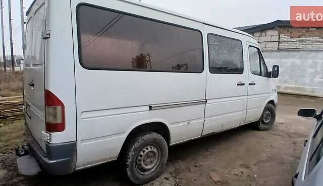 Білий Мерседес Sprinter, об'ємом двигуна 2.15 л та пробігом 425 тис. км за 5900 $, фото 1 на Automoto.ua