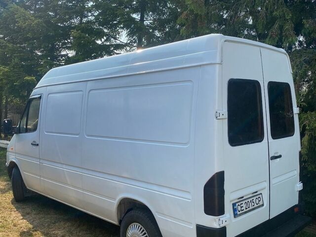 Белый Мерседес Sprinter, объемом двигателя 2.15 л и пробегом 550 тыс. км за 6000 $, фото 2 на Automoto.ua