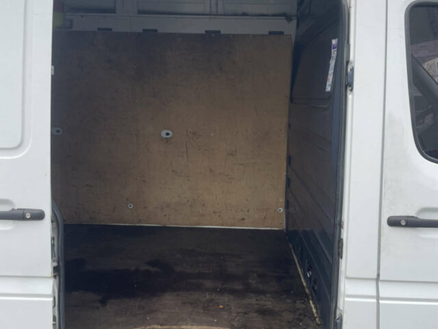 Белый Мерседес Sprinter, объемом двигателя 2.1 л и пробегом 316 тыс. км за 7800 $, фото 12 на Automoto.ua