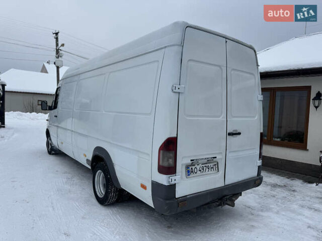 Білий Мерседес Sprinter, об'ємом двигуна 2.15 л та пробігом 600 тис. км за 6999 $, фото 3 на Automoto.ua