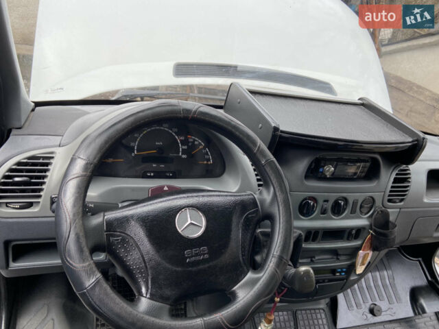 Белый Мерседес Sprinter, объемом двигателя 2.1 л и пробегом 787 тыс. км за 8850 $, фото 8 на Automoto.ua