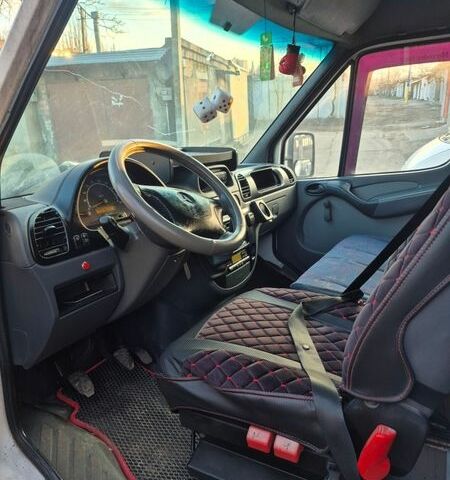 Белый Мерседес Sprinter, объемом двигателя 0 л и пробегом 70 тыс. км за 4800 $, фото 8 на Automoto.ua