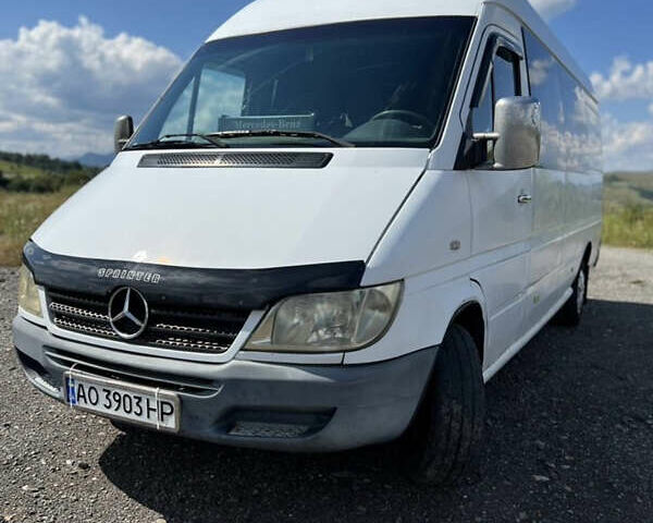 Білий Мерседес Sprinter, об'ємом двигуна 2.7 л та пробігом 385 тис. км за 6300 $, фото 4 на Automoto.ua