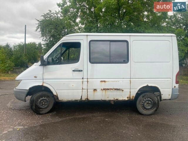 Білий Мерседес Sprinter, об'ємом двигуна 2.15 л та пробігом 500 тис. км за 3000 $, фото 9 на Automoto.ua
