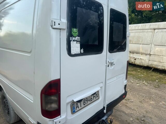 Белый Мерседес Sprinter, объемом двигателя 2.15 л и пробегом 800 тыс. км за 4900 $, фото 13 на Automoto.ua