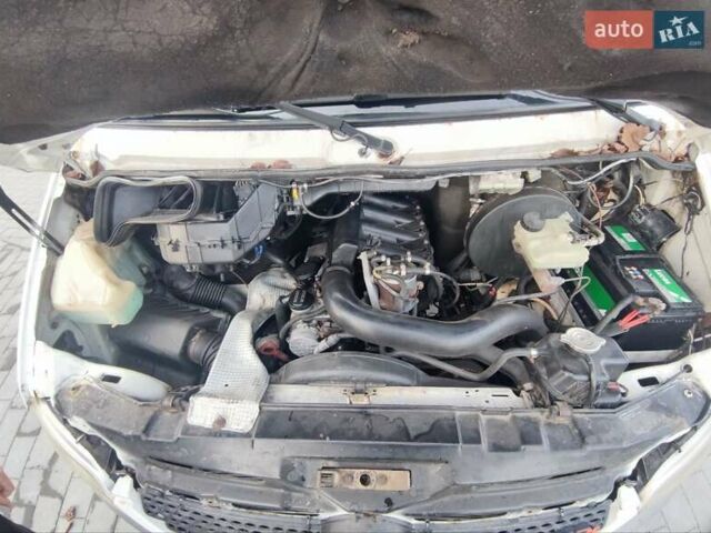 Белый Мерседес Sprinter, объемом двигателя 2.15 л и пробегом 355 тыс. км за 5800 $, фото 12 на Automoto.ua