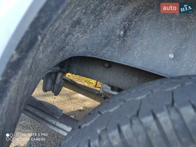 Белый Мерседес Sprinter, объемом двигателя 2.15 л и пробегом 389 тыс. км за 7200 $, фото 8 на Automoto.ua