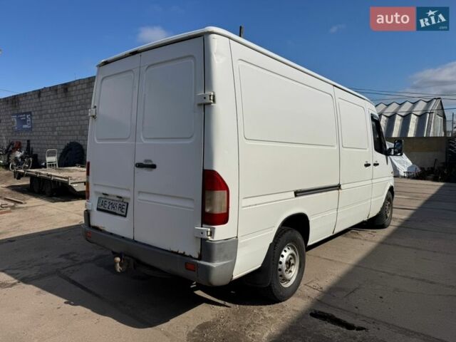 Білий Мерседес Sprinter, об'ємом двигуна 2.1 л та пробігом 840 тис. км за 5500 $, фото 5 на Automoto.ua
